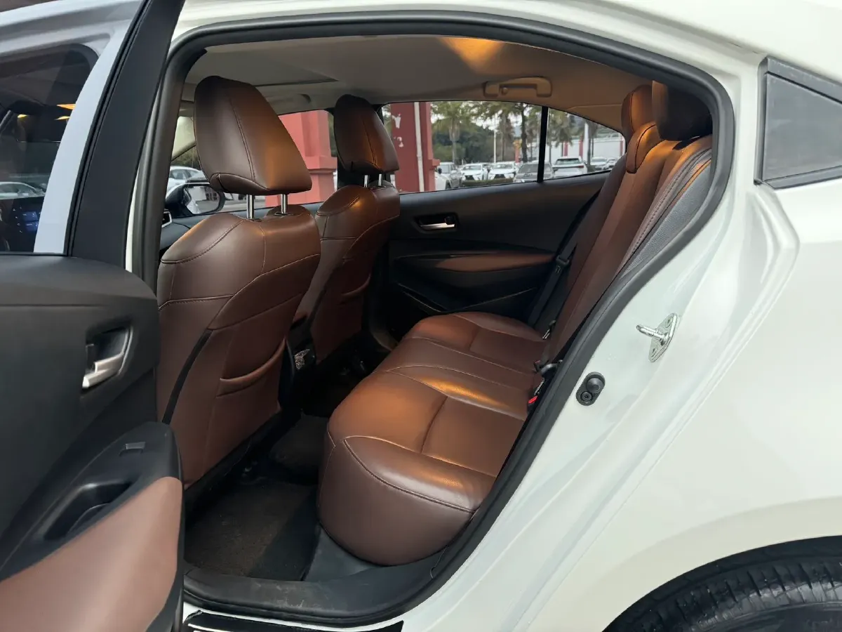 2021 Toyota Corolla 1.2T 116HP L4 CVT,autocango,china used car exporter,china ev exporter,chinese used car exporter,chinese used ev exporter