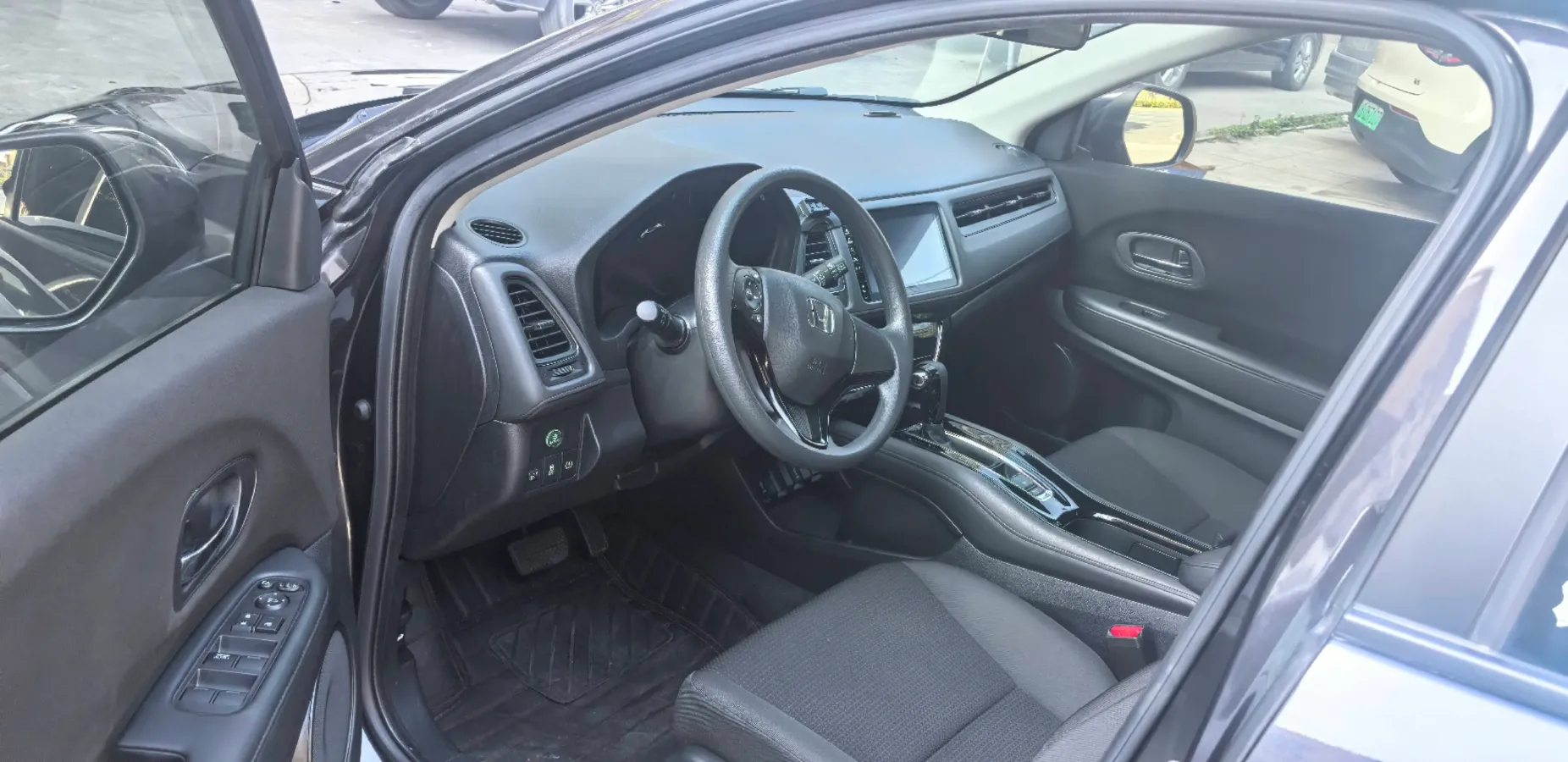 2020 Honda Vezel 1.5T 177HP L4 CVT,autocango,china used car exporter,china ev exporter,chinese used car exporter,chinese used ev exporter