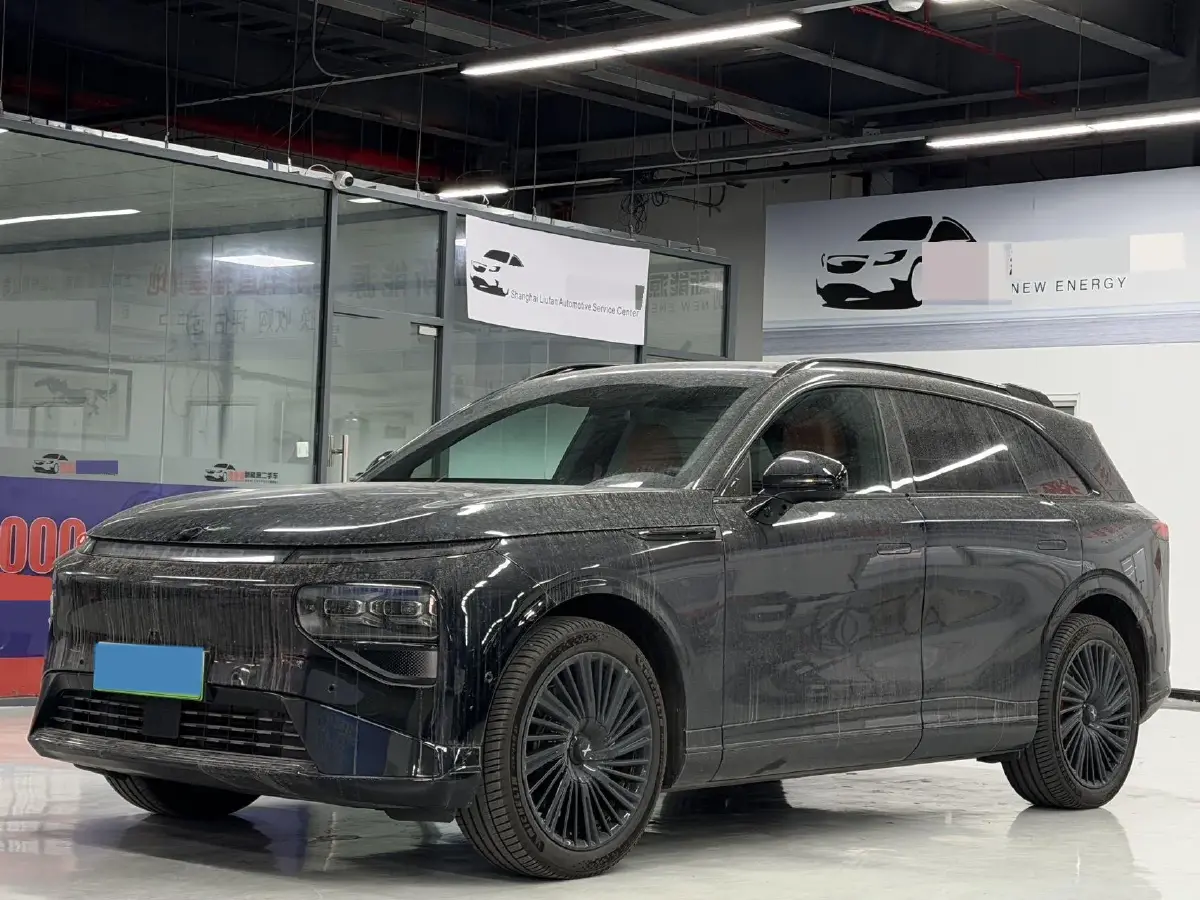 2025 Xpeng G9 BEV 79KWH