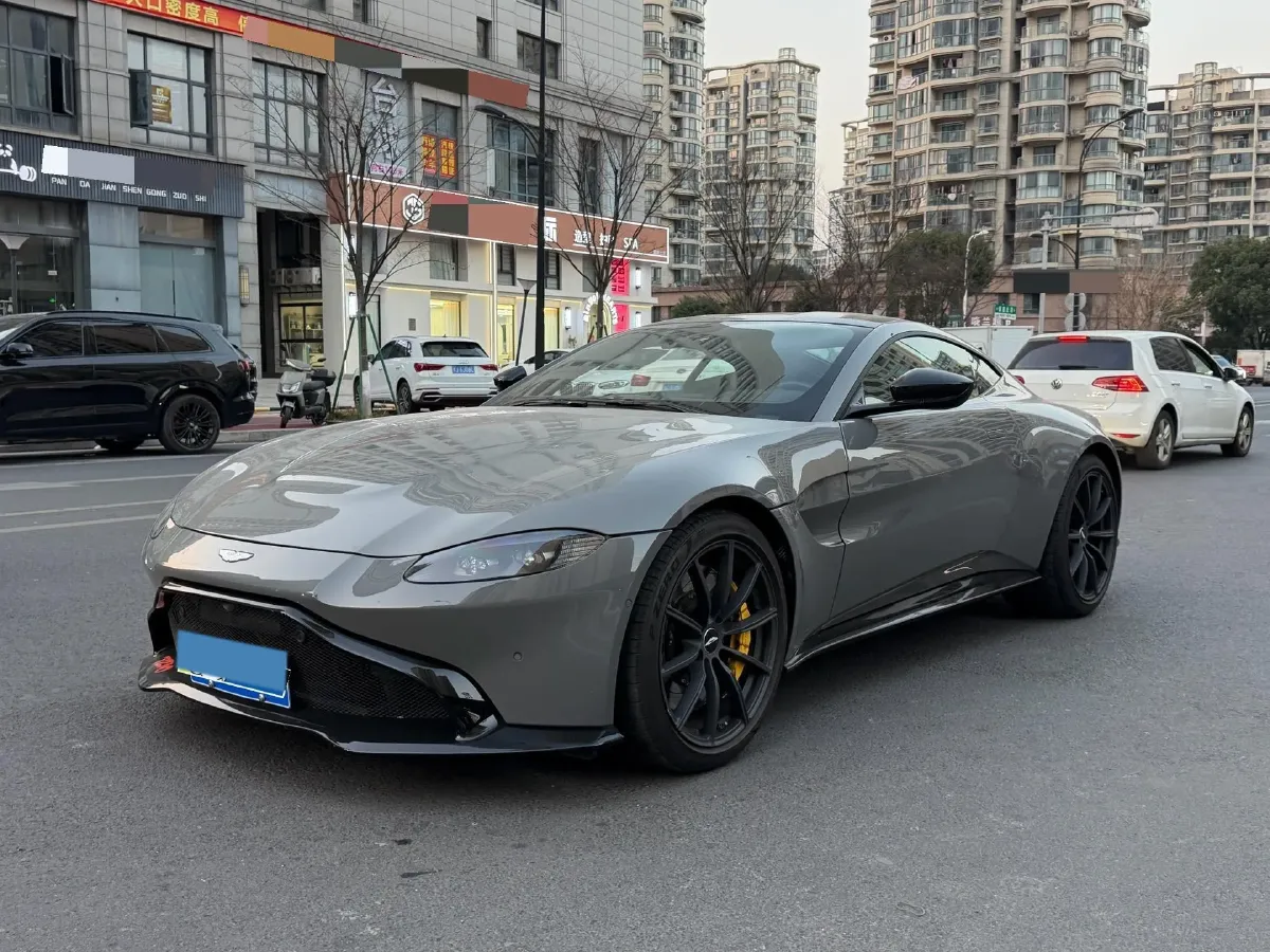 2018 Aston Martin V8 Vantage 4.0T 510HP V8 8AT,autocango,china used car exporter,china ev exporter,chinese used car exporter,chinese used ev exporter