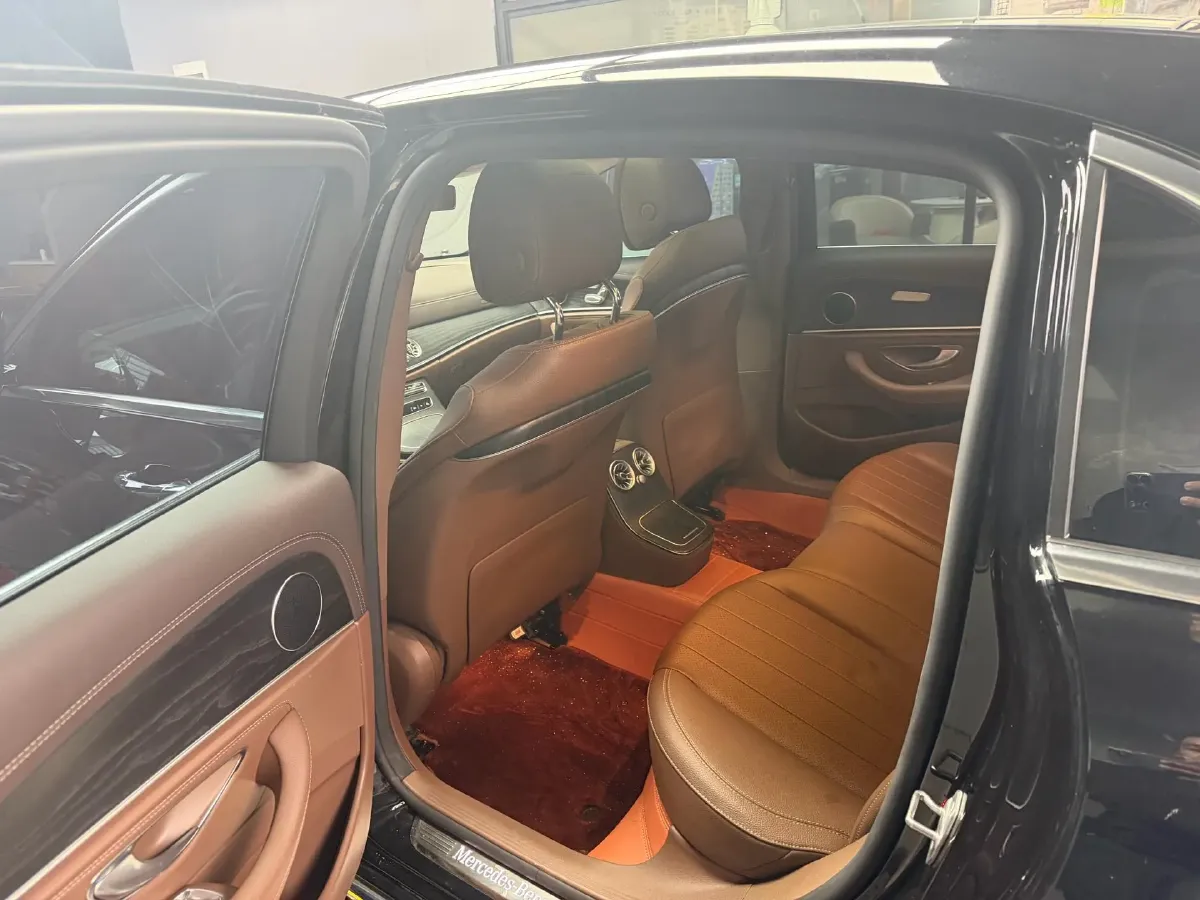 2022 Mercedes-Benz GLC Class 2.0T 258HP L4 9AT,autocango,china used car exporter,china ev exporter,chinese used car exporter,chinese used ev exporter