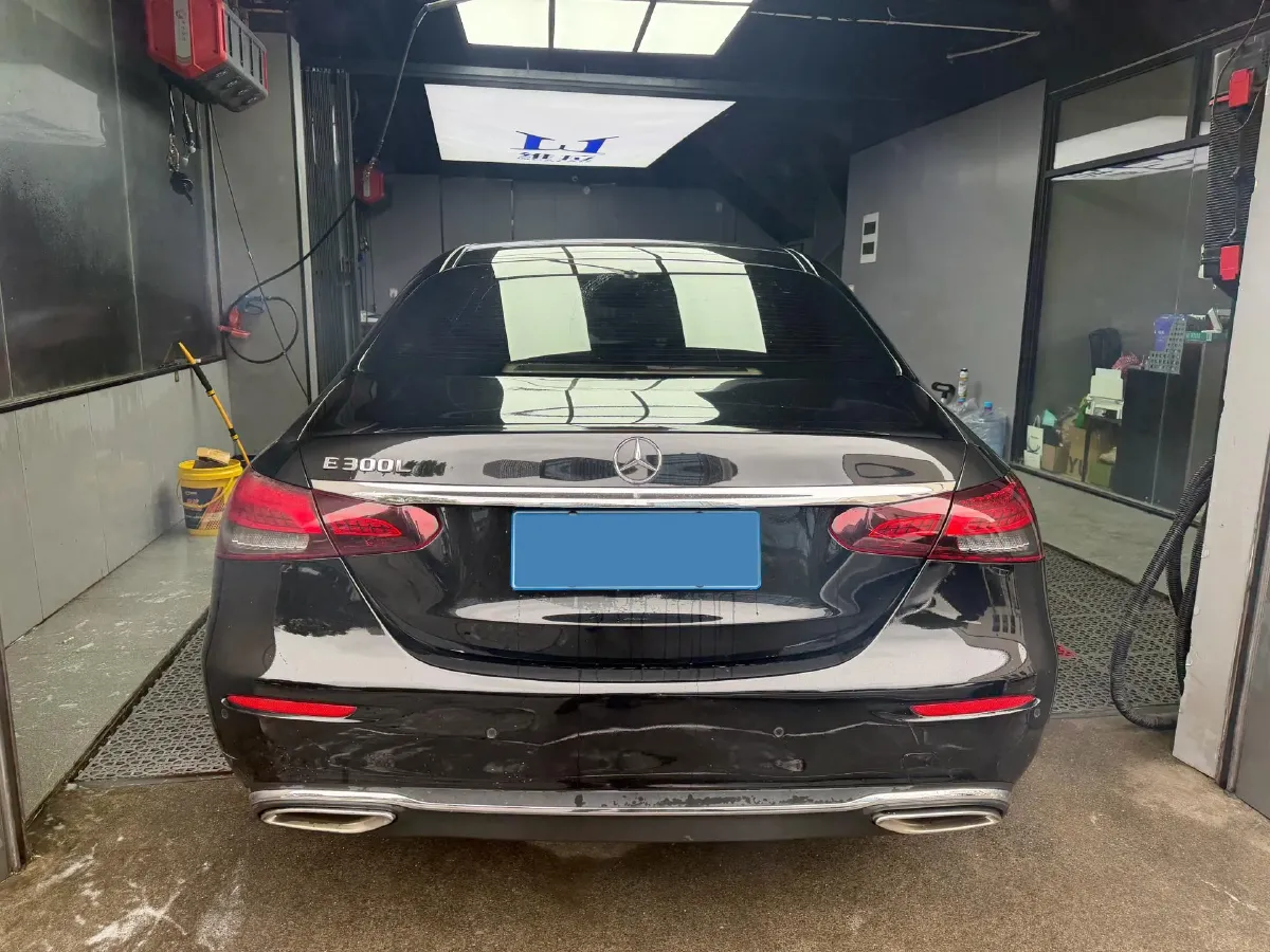 2022 Mercedes-Benz GLC Class 2.0T 258HP L4 9AT,autocango,china used car exporter,china ev exporter,chinese used car exporter,chinese used ev exporter