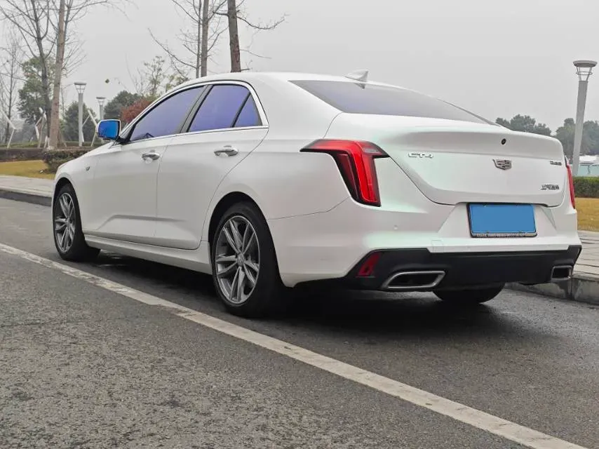 2021 Cadillac CT4 2.0T 237HP L4 8AT,autocango,china used car exporter,china ev exporter,chinese used car exporter,chinese used ev exporter