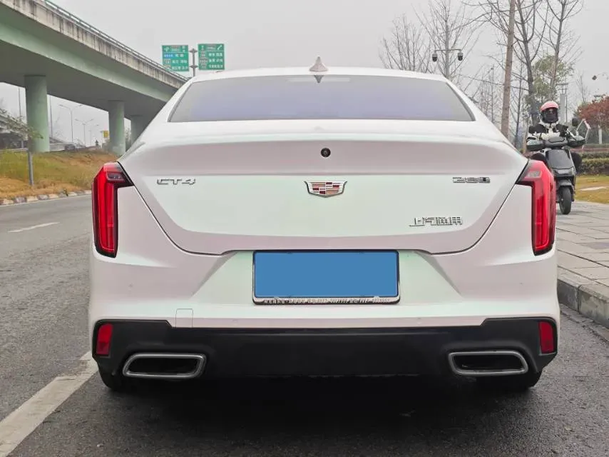 2021 Cadillac CT4 2.0T 237HP L4 8AT,autocango,china used car exporter,china ev exporter,chinese used car exporter,chinese used ev exporter