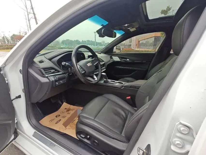2021 Cadillac CT4 2.0T 237HP L4 8AT,autocango,china used car exporter,china ev exporter,chinese used car exporter,chinese used ev exporter