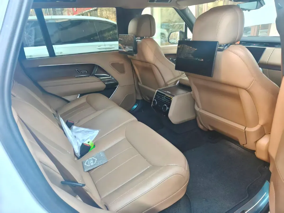 2023 Land Rover Range Rover 3.0T 400HP L6 8AT,autocango,china used car exporter,china ev exporter,chinese used car exporter,chinese used ev exporter