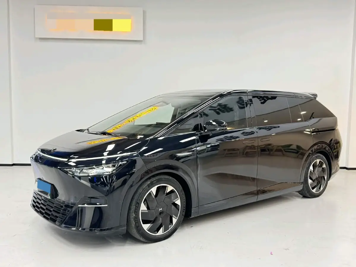 2024 Xpeng X9 BEV 101.5KWH