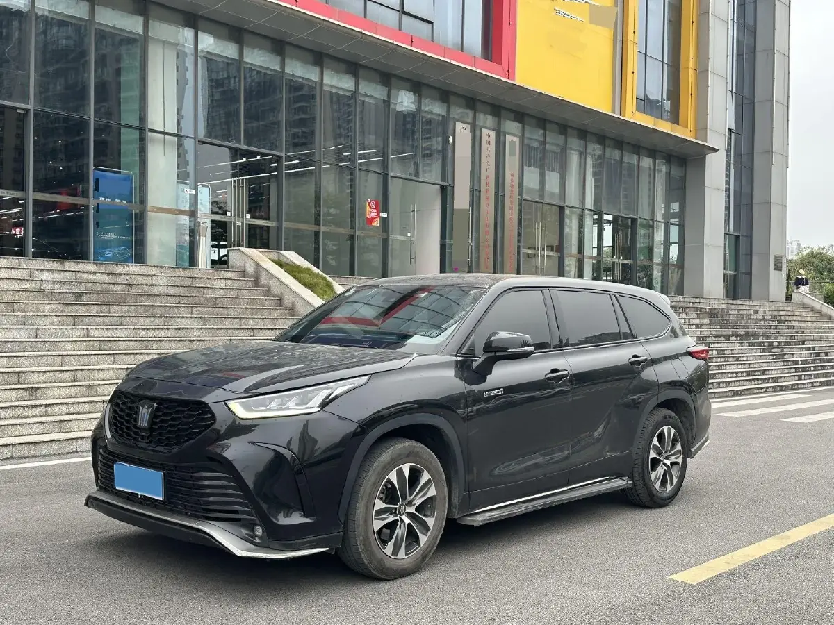 2022 Toyota Crown Kluger 2.5L 192HP L4 E-CVT Hybrid