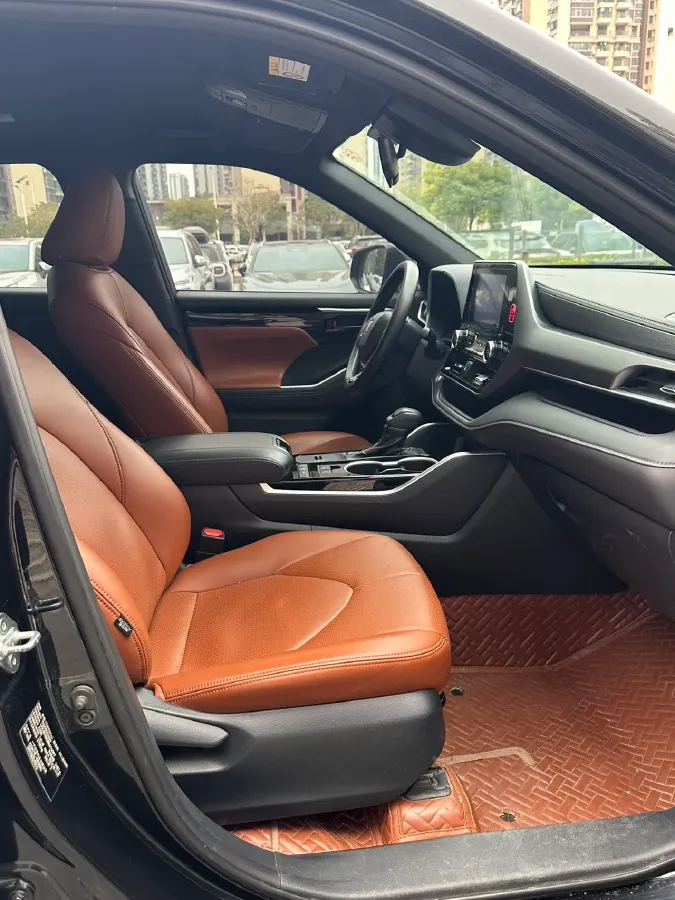 2022 Toyota Crown Kluger 2.5L 192HP L4 E-CVT Hybrid,autocango,china used car exporter,china ev exporter,chinese used car exporter,chinese used ev exporter