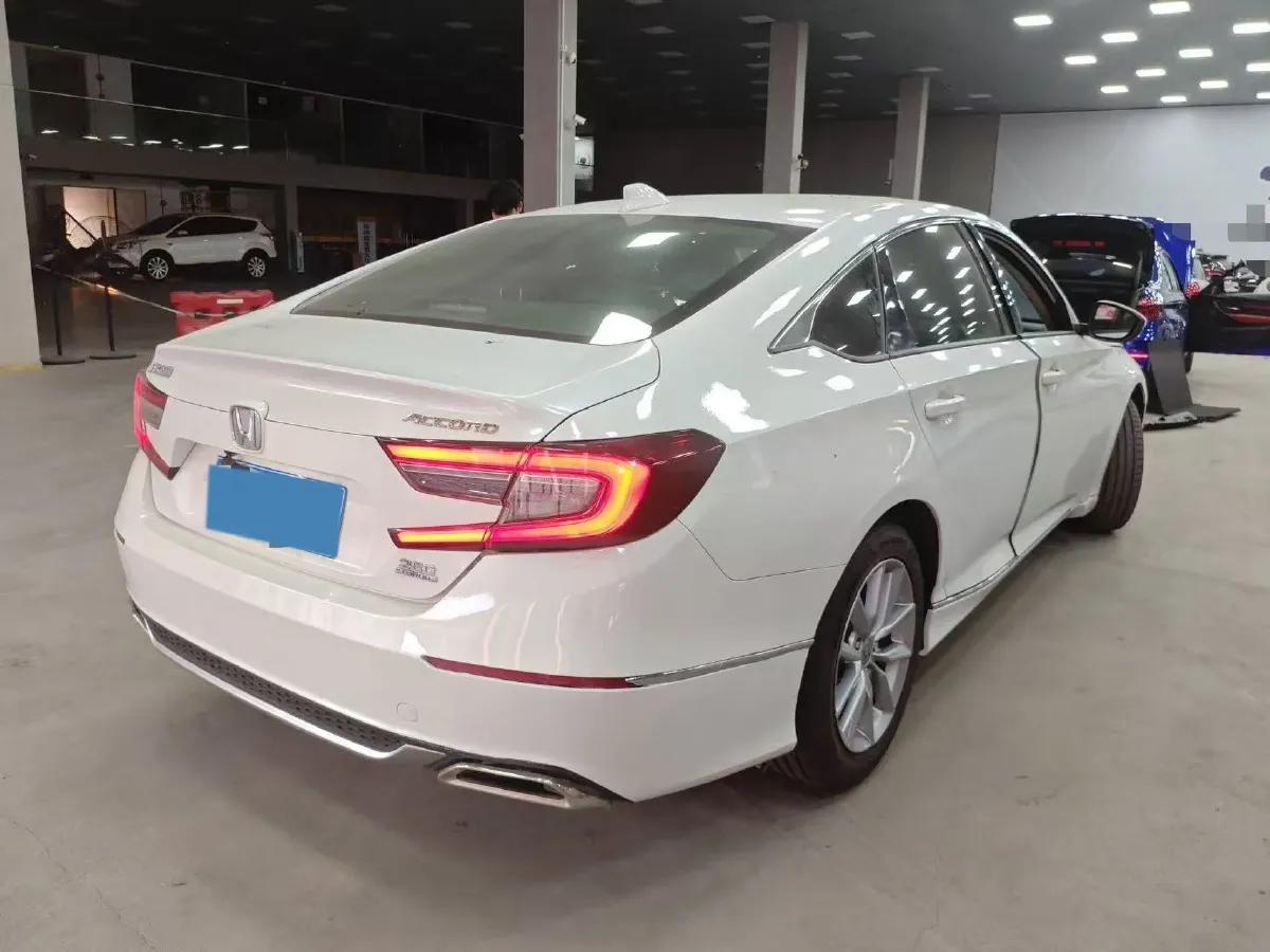 2022 Honda Accord 1.5T 194HP L4 CVT,autocango,china used car exporter,china ev exporter,chinese used car exporter,chinese used ev exporter