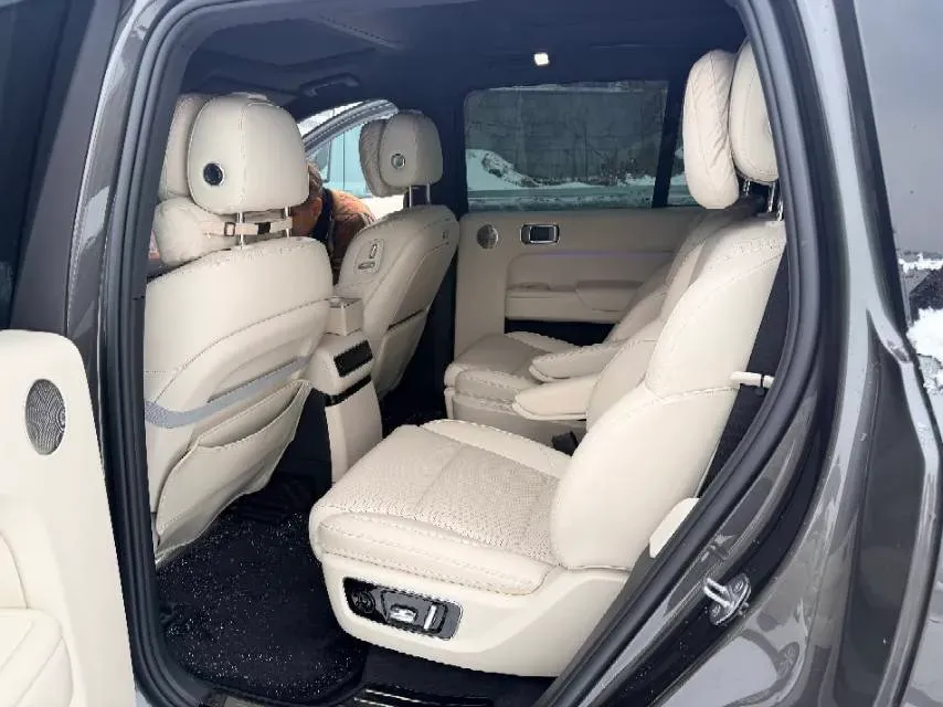 2024 Li L9 Range Extended 154HP REEV 52.3KWH,autocango,china used car exporter,china ev exporter,chinese used car exporter,chinese used ev exporter