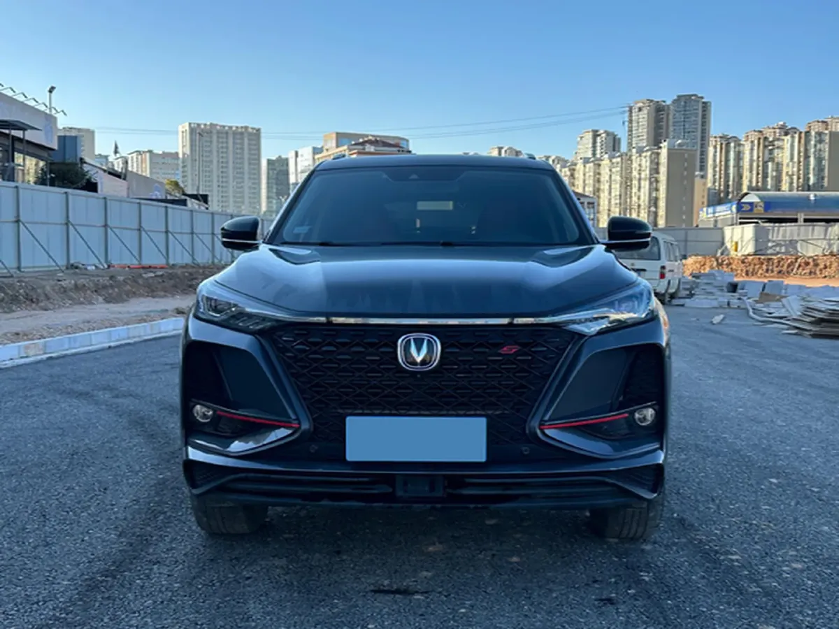 2021 ChangAn CS75 Plus 2.0T 233HP L4 8AT,autocango,china used car exporter,china ev exporter,chinese used car exporter,chinese used ev exporter