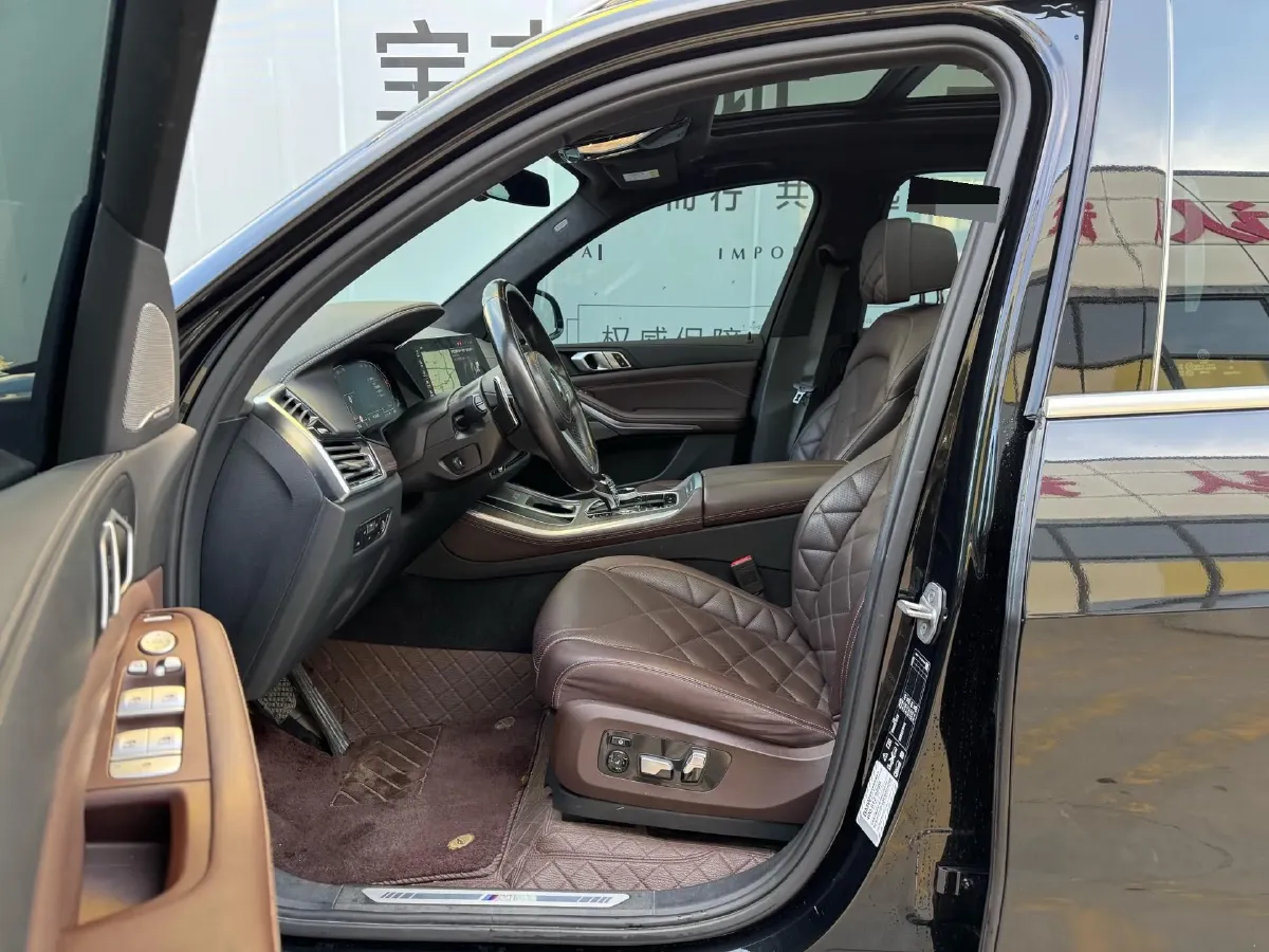 2022 BMW X5 3.0T 333HP L6 8AT,autocango,china used car exporter,china ev exporter,chinese used car exporter,chinese used ev exporter