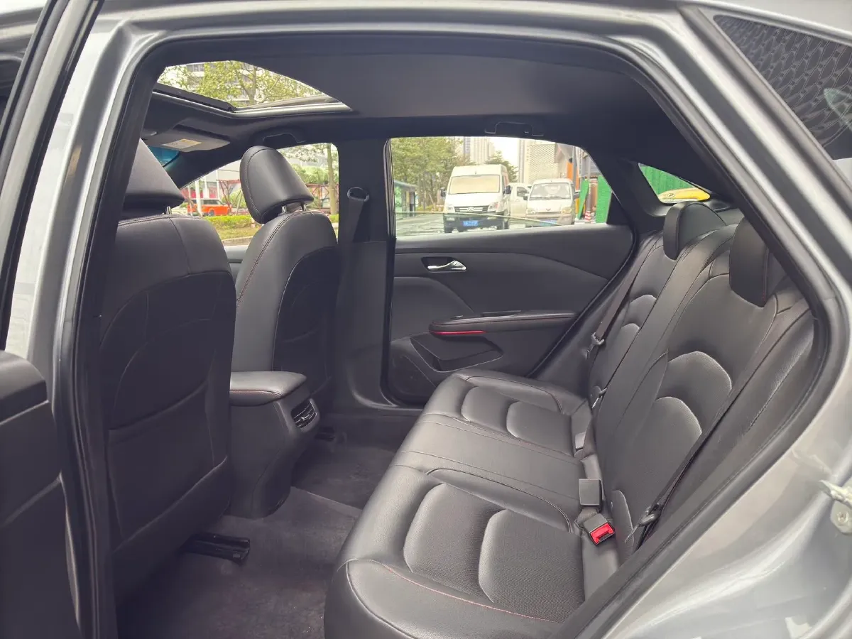 2019 Chevrolet Monza 1.3T 163HP L3 6AT,autocango,china used car exporter,china ev exporter,chinese used car exporter,chinese used ev exporter