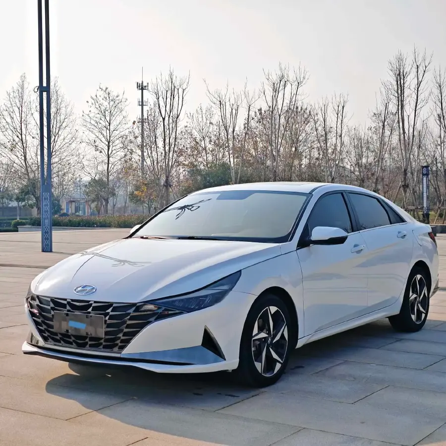 2022 Hyundai Elantra 1.5L 115HP L4 CVT