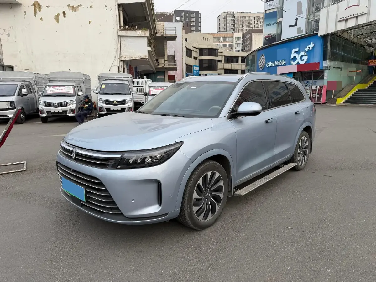 2024 Ford Transit 2.0T 143HP L4 9AT