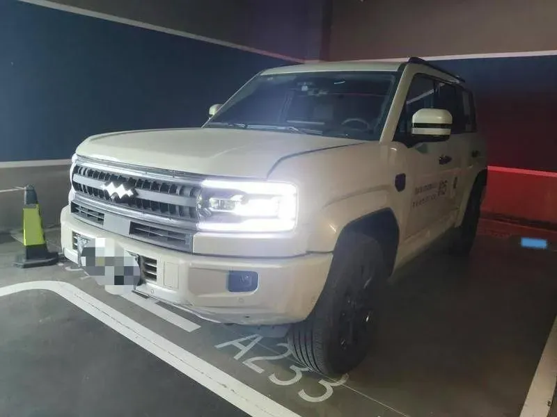 2025 FangChengBao Bao 5 1.5T 194HP L4 E-CVT PHEV 31.8KWH,autocango,china used car exporter,china ev exporter,chinese used car exporter,chinese used ev exporter