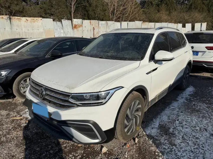 2023 Volkswagen Tiguan L 1.5T 160HP L4 7DCT
