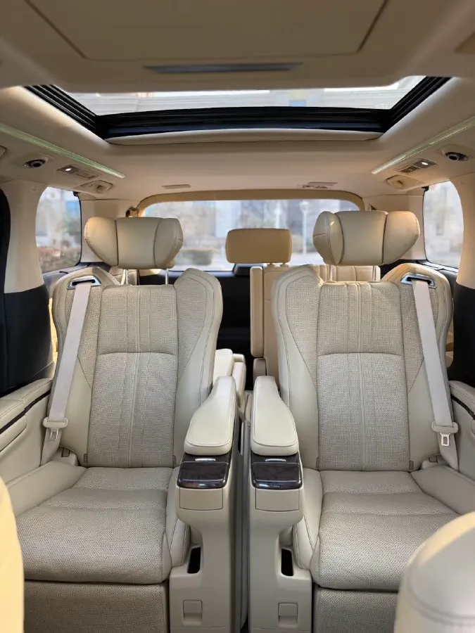 2021 Toyota Alphard 2.5L 117HP L4 E-CVT Hybrid,autocango,china used car exporter,china ev exporter,chinese used car exporter,chinese used ev exporter