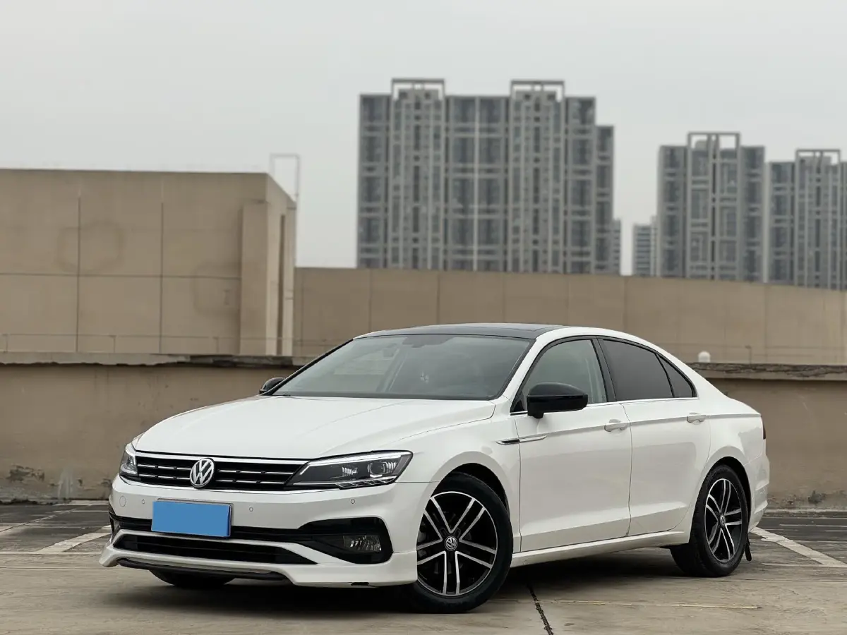 2021 Volkswagen Lamando 1.4T 150HP L4 7DCT