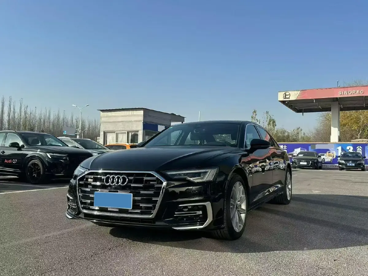 2024 Audi A6L 2.0T 245HP L4 7DCT
