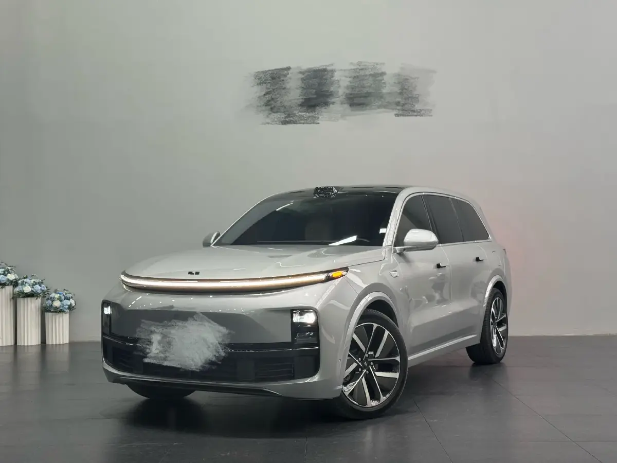 2022 Li L9 Range Extended 154HP REEV 42.6KWH