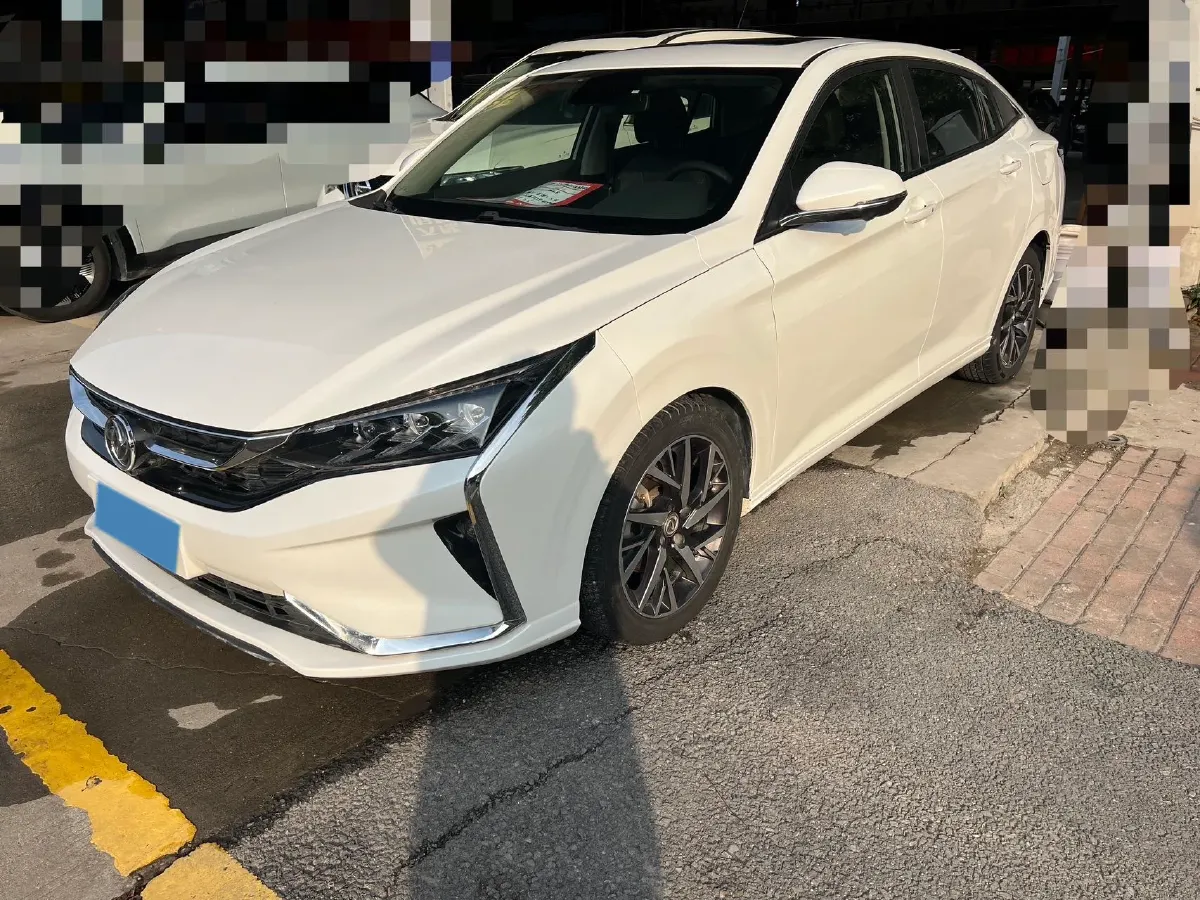 2020 DongFeng Aeolus YiXuan 1.5T 150HP L4 6DCT,autocango,china used car exporter,china ev exporter,chinese used car exporter,chinese used ev exporter