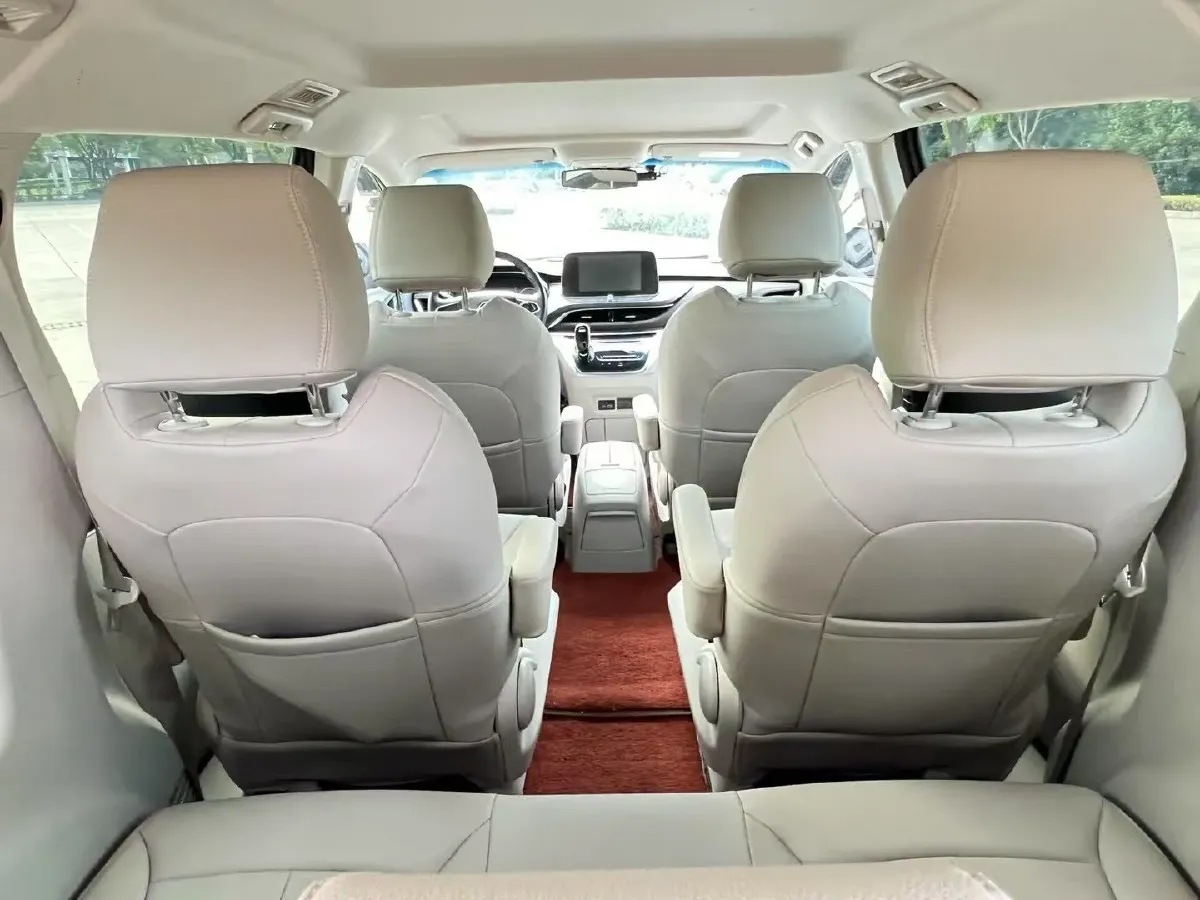 2023 Buick GL8 2.0T 237HP L4 9AT,autocango,china used car exporter,china ev exporter,chinese used car exporter,chinese used ev exporter