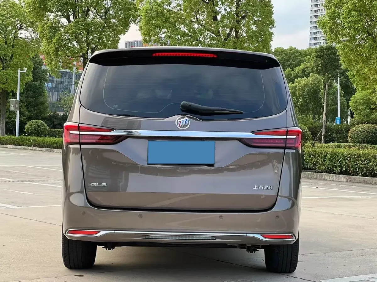 2023 Buick GL8 2.0T 237HP L4 9AT,autocango,china used car exporter,china ev exporter,chinese used car exporter,chinese used ev exporter