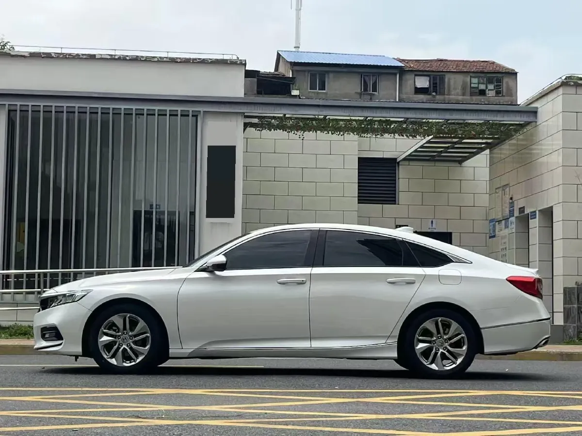 2018 Honda Accord 1.5T 194HP L4 CVT,autocango,china used car exporter,china ev exporter,chinese used car exporter,chinese used ev exporter
