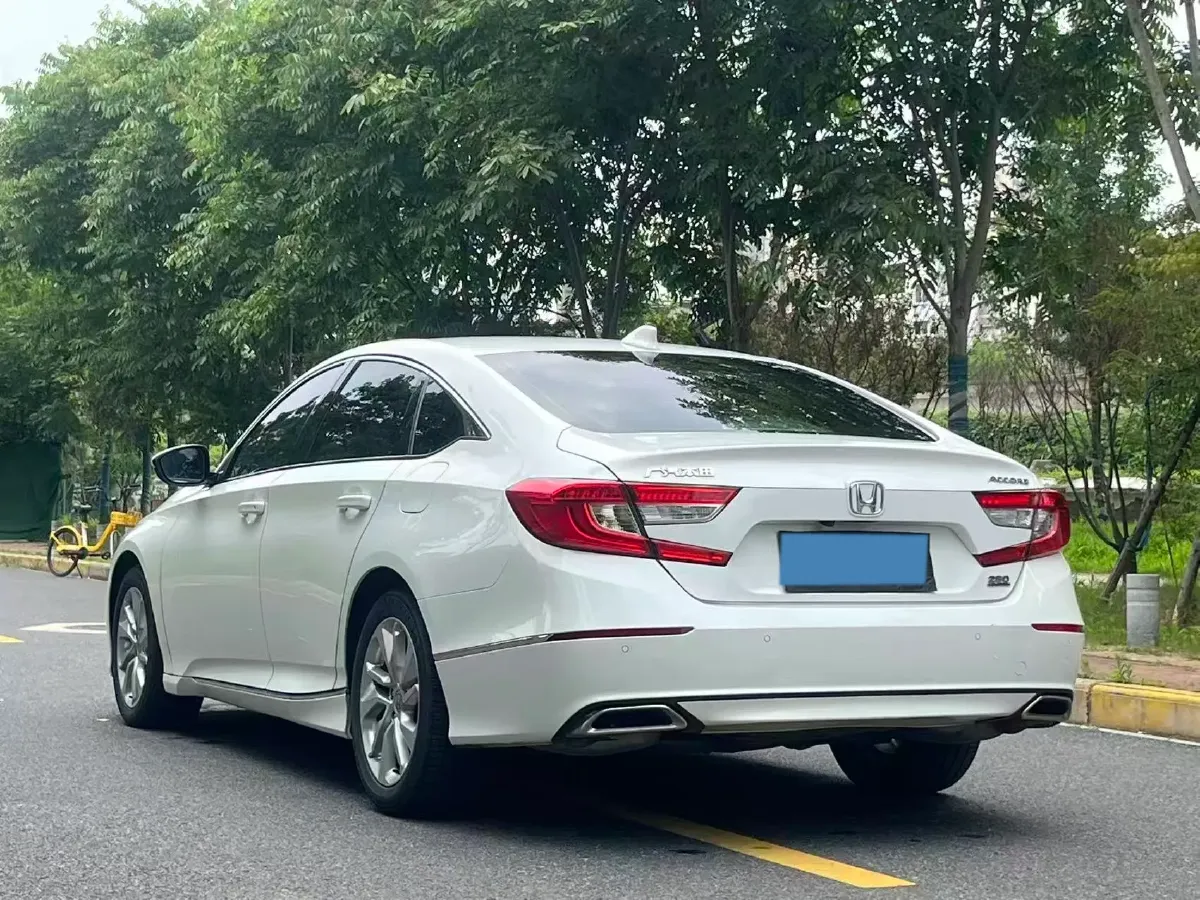 2018 Honda Accord 1.5T 194HP L4 CVT,autocango,china used car exporter,china ev exporter,chinese used car exporter,chinese used ev exporter