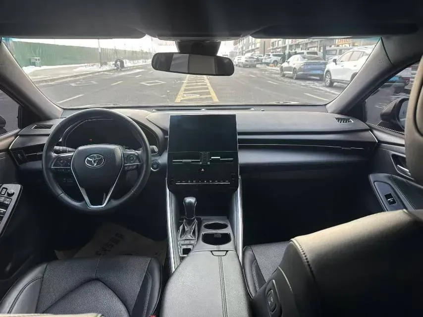 2022 Toyota Avalon 2.5L 209HP L4 8AT,autocango,china used car exporter,china ev exporter,chinese used car exporter,chinese used ev exporter
