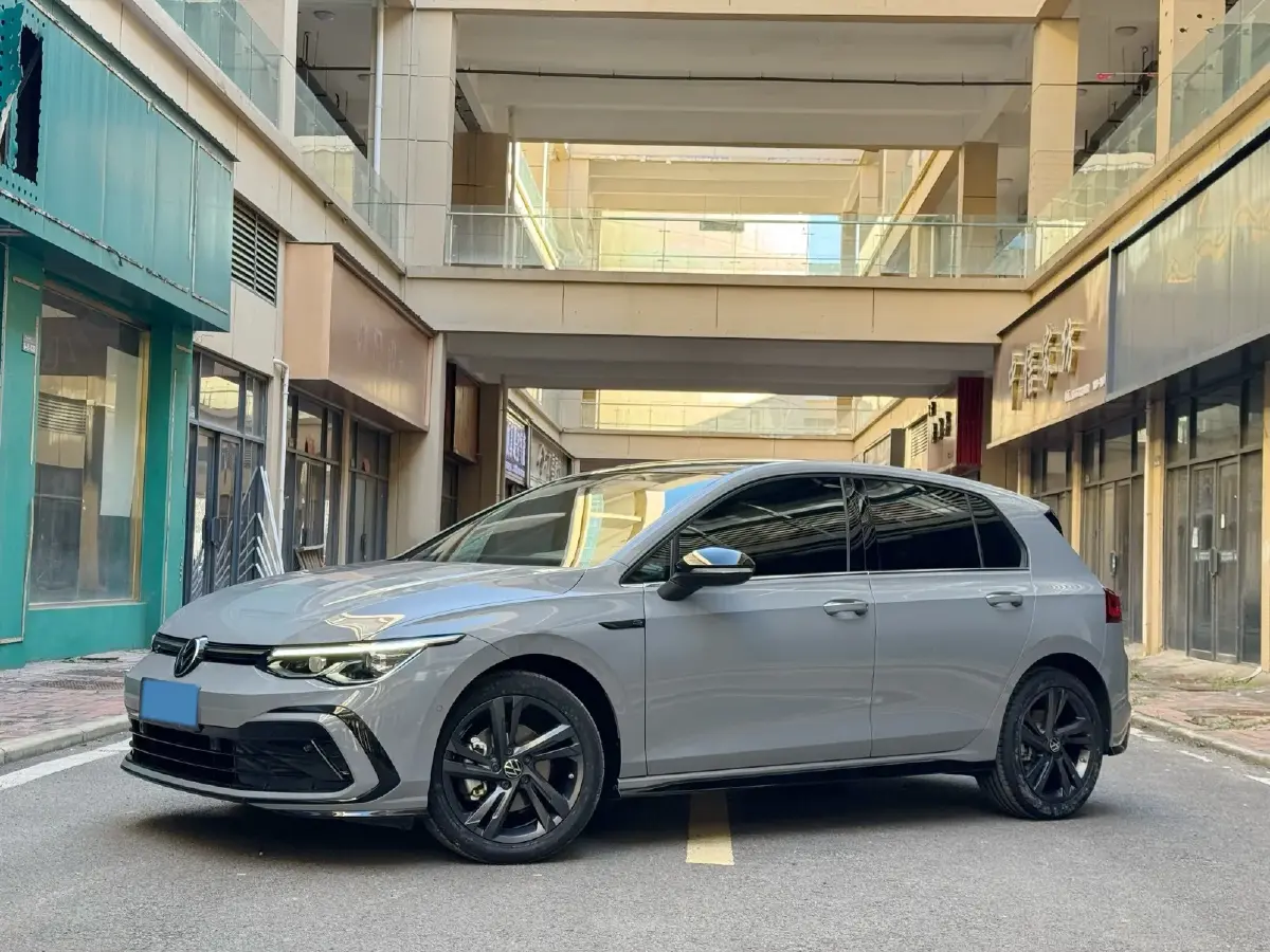 2023 Volkswagen Golf 1.4T 150HP L4 7DCT