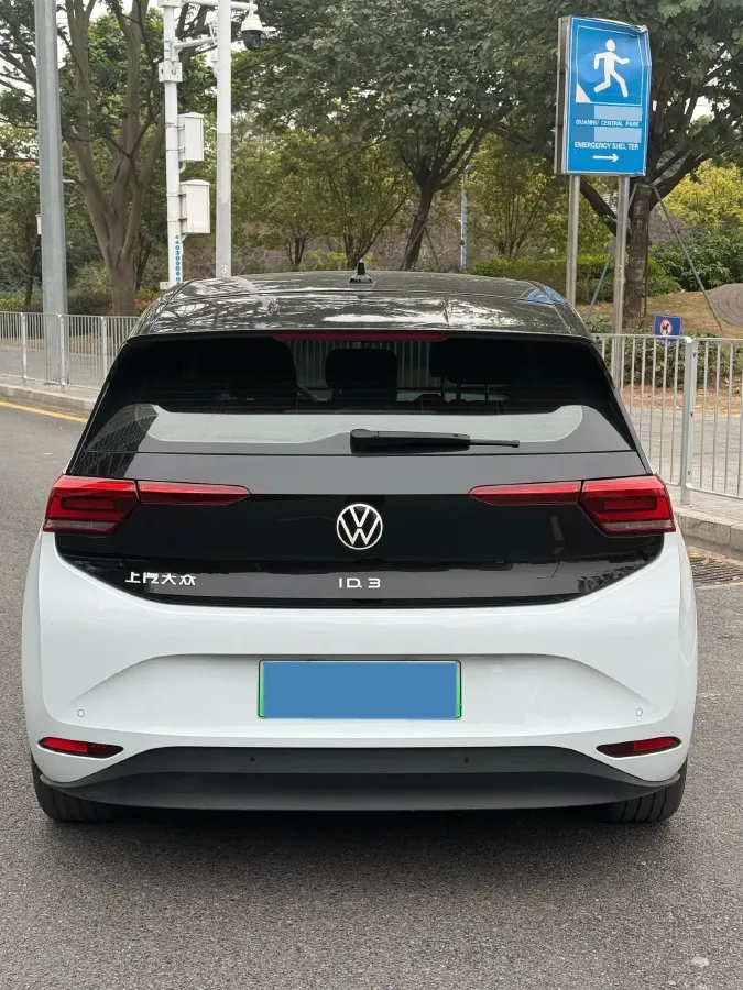 2023 Volkswagen ID.3 BEV 52.8KWH,autocango,china used car exporter,china ev exporter,chinese used car exporter,chinese used ev exporter