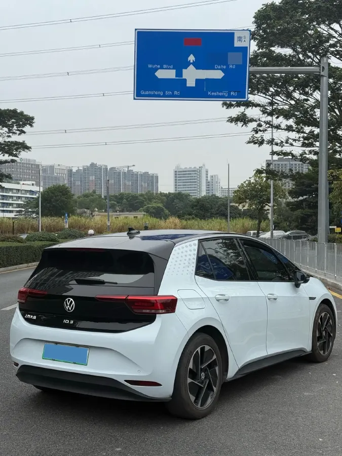 2023 Volkswagen ID.3 BEV 52.8KWH,autocango,china used car exporter,china ev exporter,chinese used car exporter,chinese used ev exporter