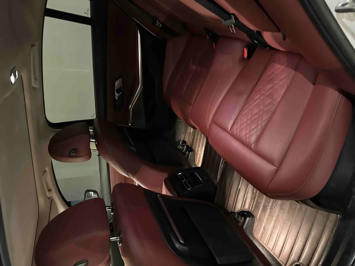 2022 BMW 3 Series 2.0T 156HP L4 8AT,autocango,china used car exporter,china ev exporter,chinese used car exporter,chinese used ev exporter