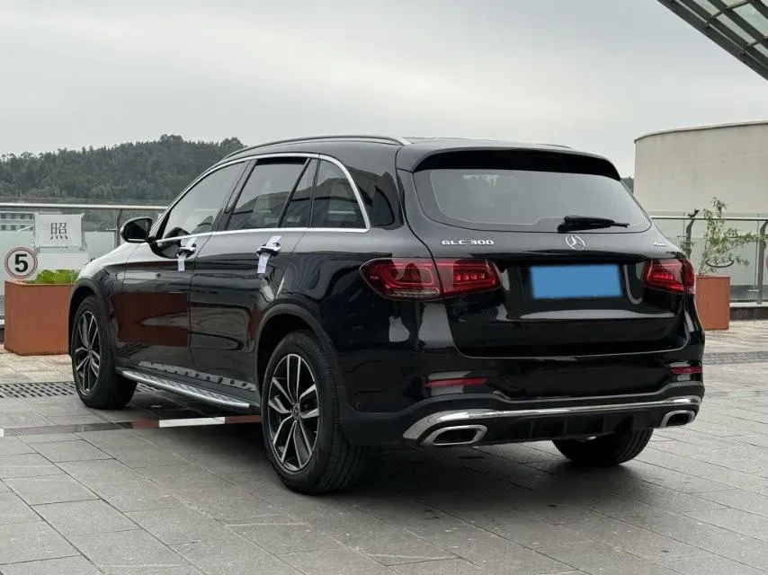 2020 Mercedes-Benz GLC Class 2.0T 258HP L4 9AT,autocango,china used car exporter,china ev exporter,chinese used car exporter,chinese used ev exporter