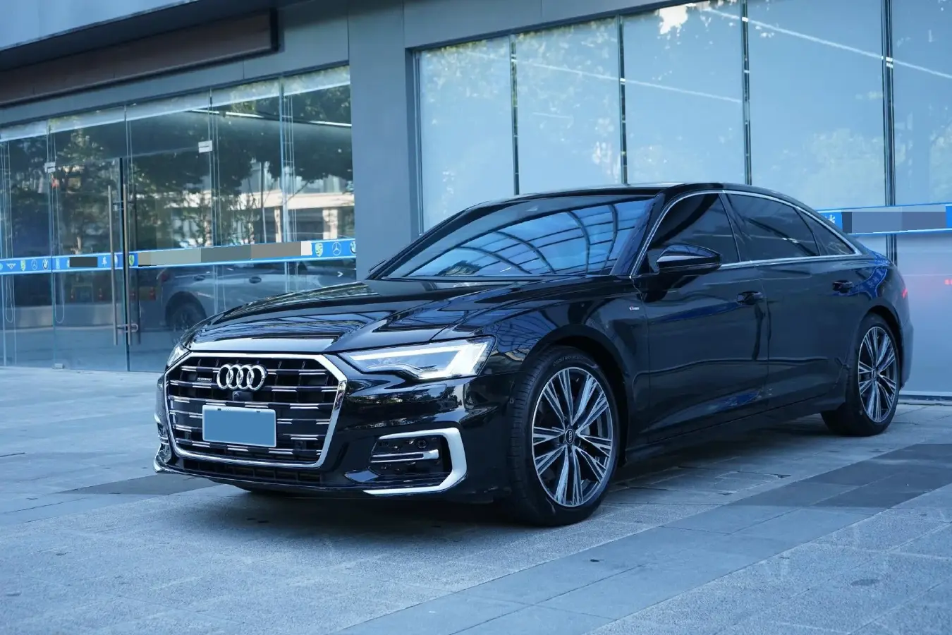 2025 Audi A6L 2.0T 245HP L4 7DCT
