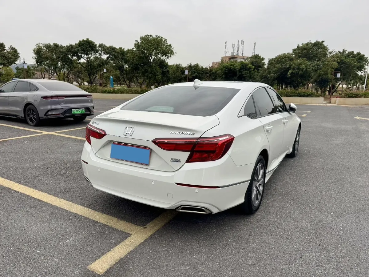 2019 Honda Inspire 1.5T 194HP L4 CVT,autocango,china used car exporter,china ev exporter,chinese used car exporter,chinese used ev exporter