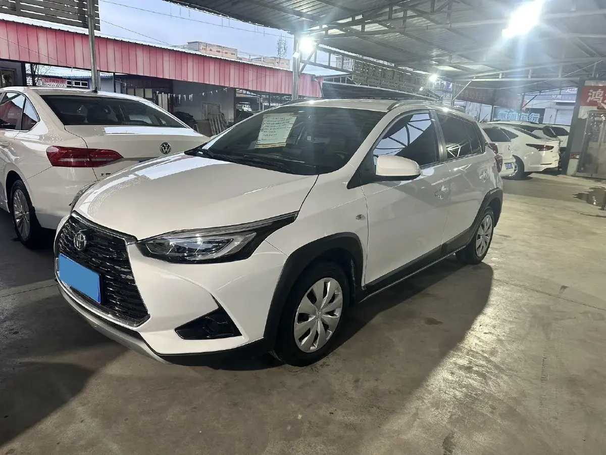 2022 Toyota Yaris L 1.5L 112HP L4 CVT