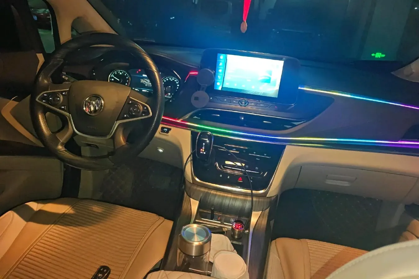 2021 Buick GL8 2.0T 237HP L4 9AT,autocango,china used car exporter,china ev exporter,chinese used car exporter,chinese used ev exporter