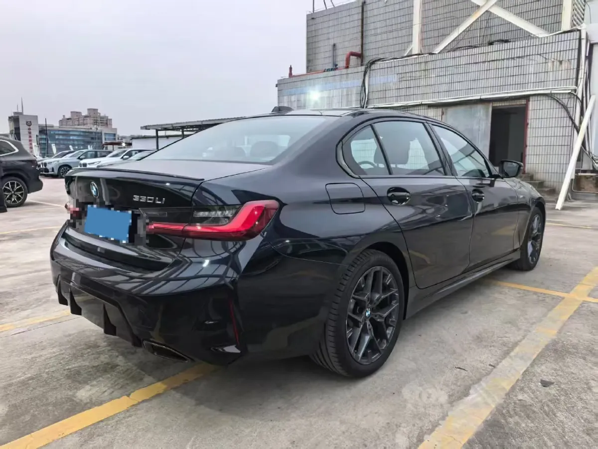 2025 BMW 3 Series 2.0T 245HP L4 8AT,autocango,china used car exporter,china ev exporter,chinese used car exporter,chinese used ev exporter