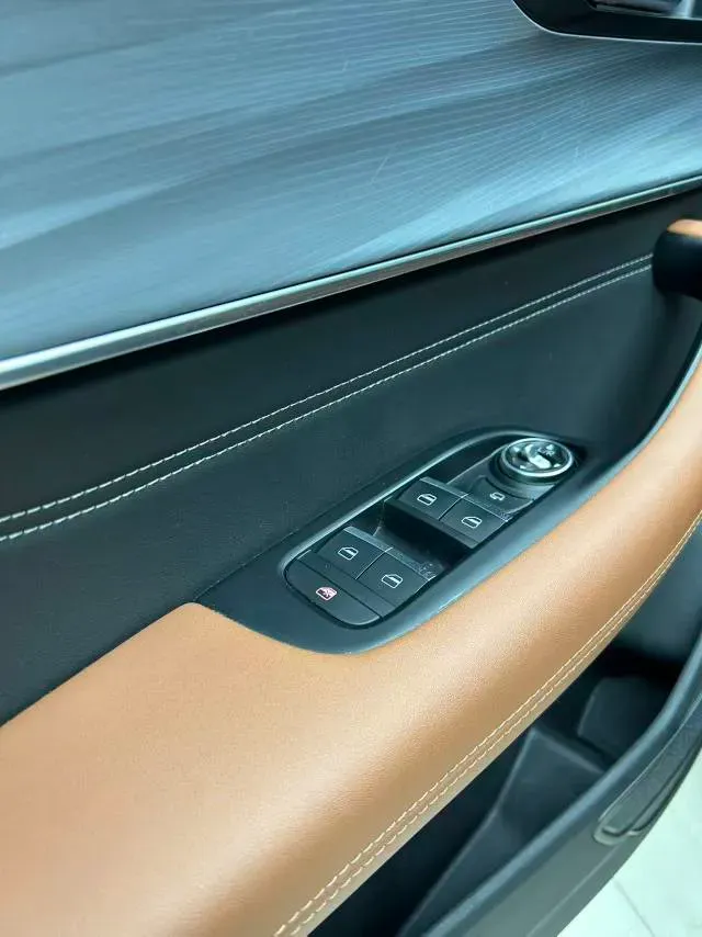 2021 Chery Tiggo 8 Plus 1.6T 197HP L4 7DCT,autocango,china used car exporter,china ev exporter,chinese used car exporter,chinese used ev exporter