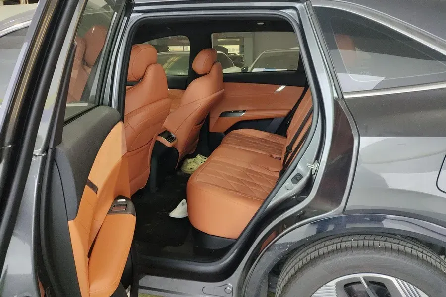 2025 ChangAn CS75 Plus 1.5T 192HP L4 8AT,autocango,china used car exporter,china ev exporter,chinese used car exporter,chinese used ev exporter