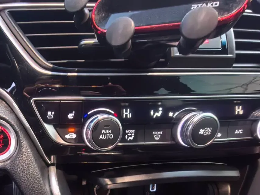 2022 Honda Inspire 1.5T 194HP L4 CVT,autocango,china used car exporter,china ev exporter,chinese used car exporter,chinese used ev exporter