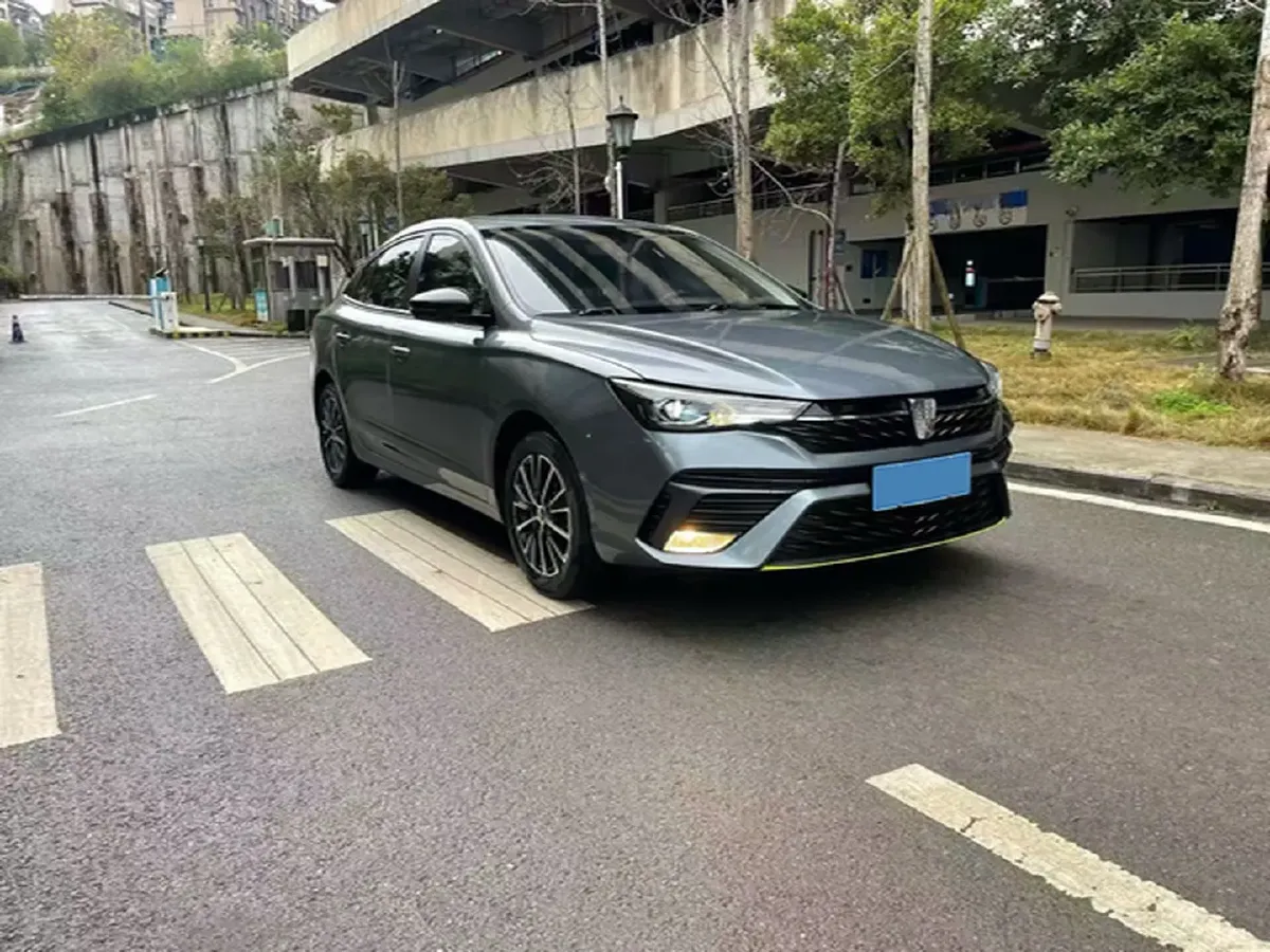 2021 Roewe i5 1.5L 120HP L4 CVT,autocango,china used car exporter,china ev exporter,chinese used car exporter,chinese used ev exporter