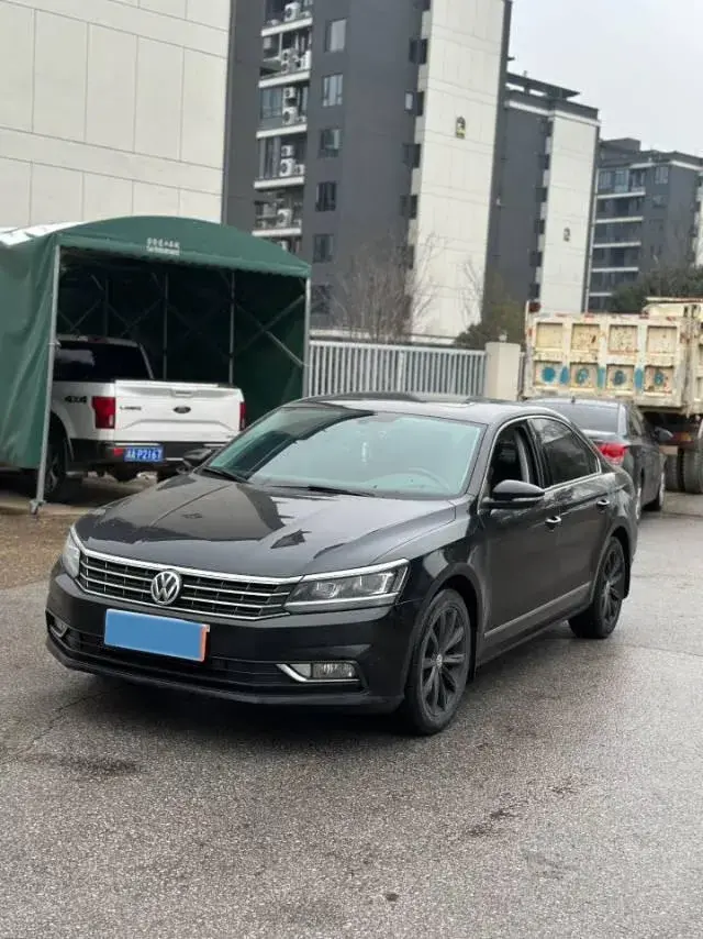 2017 Volkswagen Passat 1.4T 150HP L4 7DCT