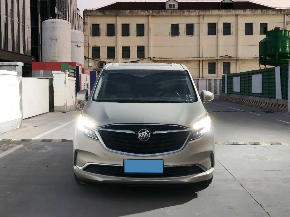2022 Buick GL8 2.0T 237HP L4 9AT,autocango,china used car exporter,china ev exporter,chinese used car exporter,chinese used ev exporter