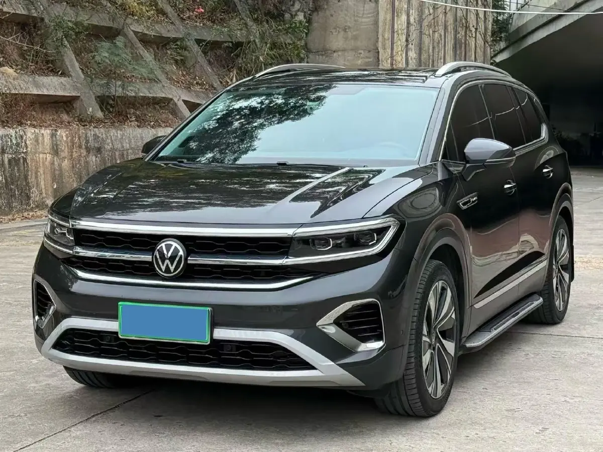2021 Volkswagen Talagon 2.0T 220HP L4 7DCT
