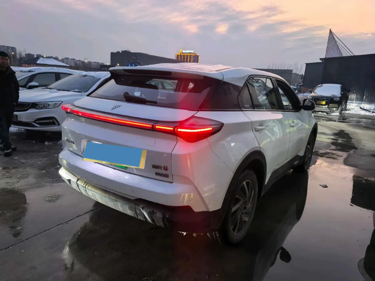 2022 GAC Trumpchi GS3 1.5T 169HP L4 6AT,autocango,china used car exporter,china ev exporter,chinese used car exporter,chinese used ev exporter